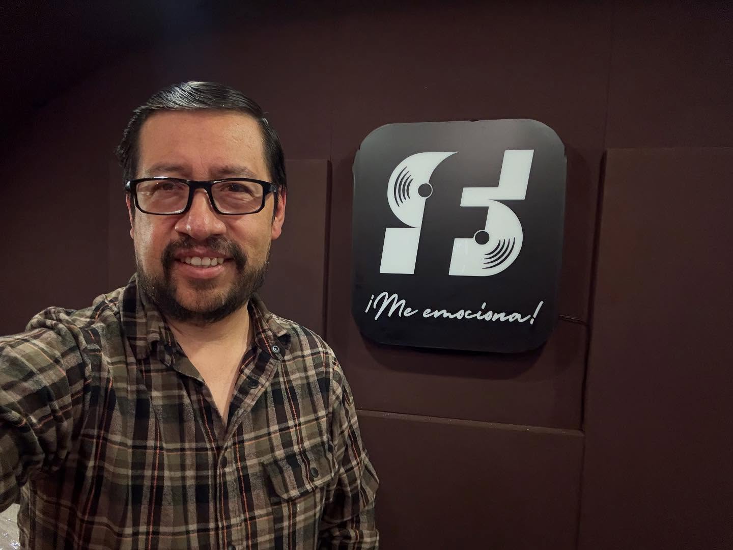 En cabina, Francisco Stereo