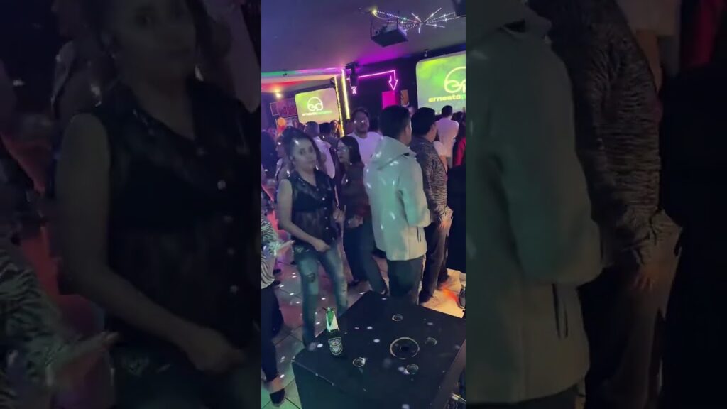 LOS REYES DE LA FIESTA 14 AÑOS